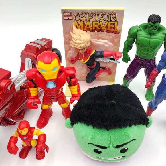 9 Marvel Action Figure Collectibles Iron Man Hulk Captain America Motorcycle Lot - Picture 3 of 7